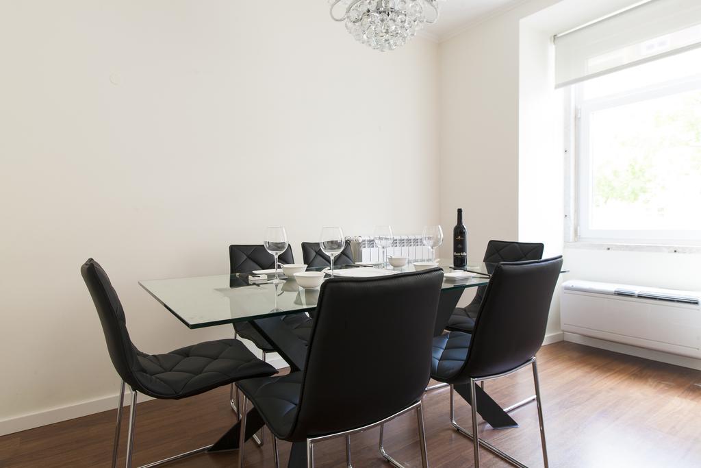 Joivy Stunning 3br Apt With Balcony, Nearby Saldanha Subway & Ist Apartamento *